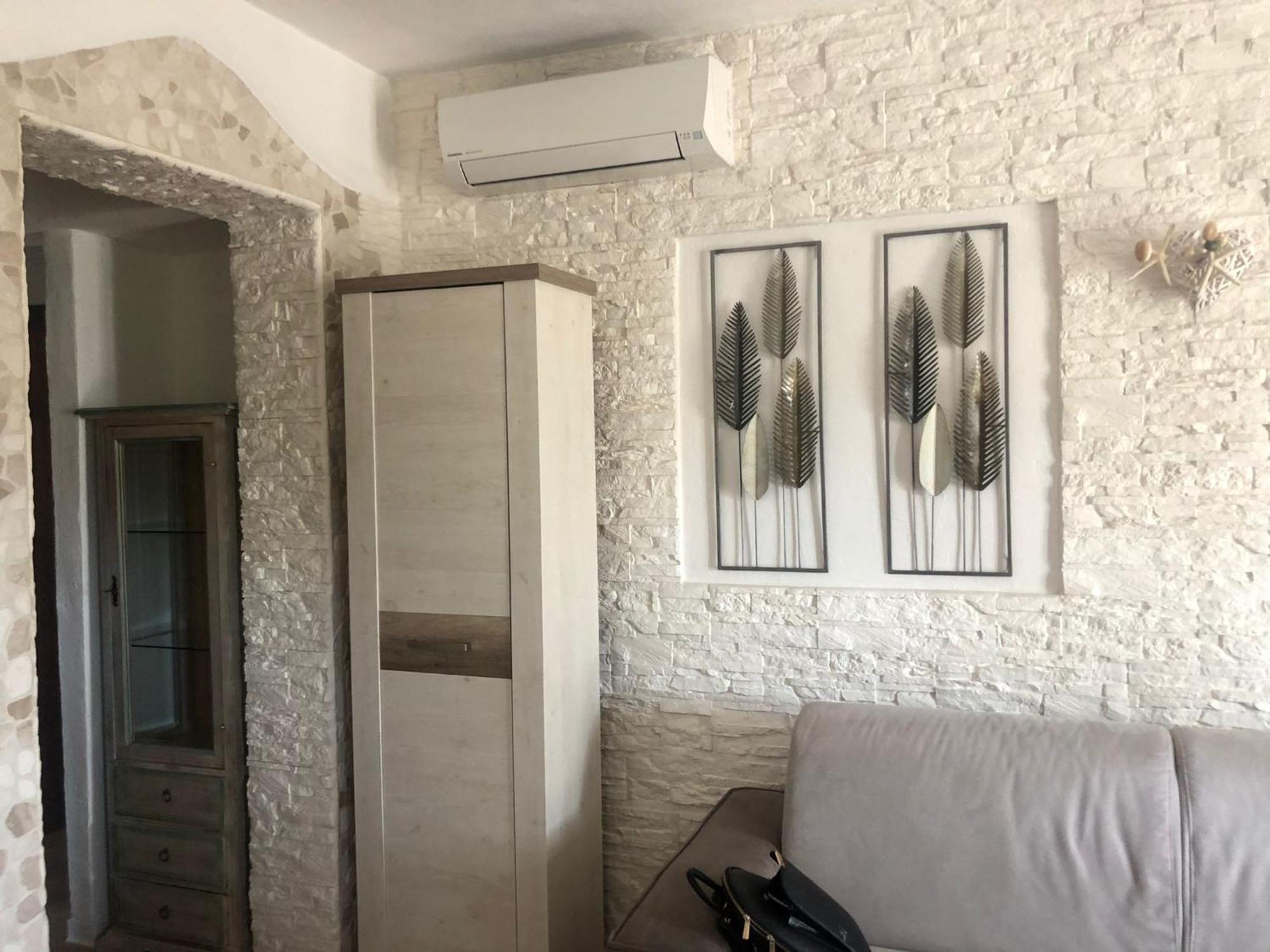 Bentosa Villa Enas Bilik gambar